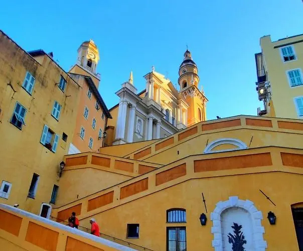 Menton, Centre Historique, Vue Ментона
