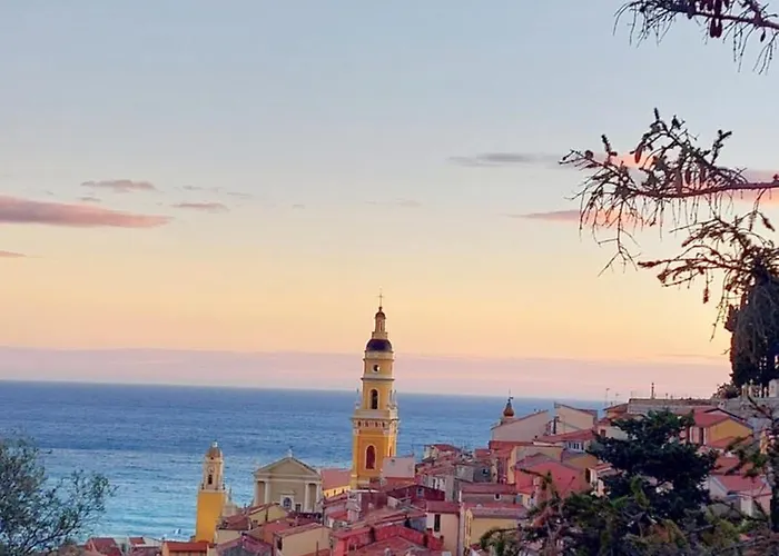 Апартаменты Menton, Centre Historique, Vue *